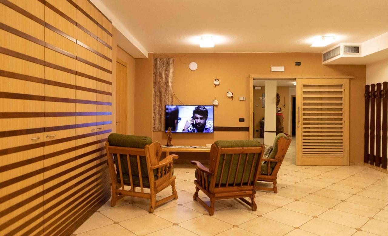 Santa Maria Ad Nives Hotel Canazei Luaran gambar